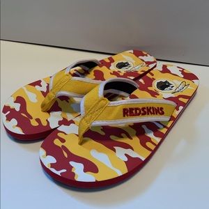 Washington redskins Camo flip flops